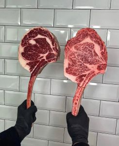 Cum gătim Tomahawk de vită Choco la grătar, cuptor și smoker, reteta tomahawk