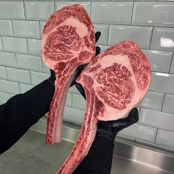 wagyu, tomahawk vita wagyu