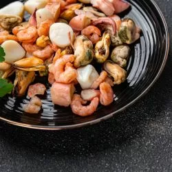 Mix Fructe de Mare Premium – Creveți, Calamar, Midii, Caracatita