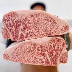 Vrabioară Wagyu A5 Kagoshima – Sirloin/Striploin (New York Strip) Japonia
